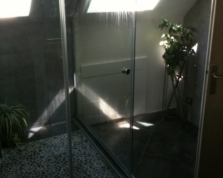 Douche sous toiture